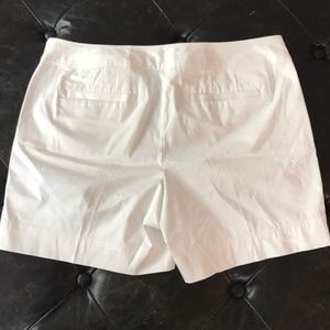 Ann Taylor Shorts - Ann Taylor sz 8 white shorts 5” inseam Ann Taylor Shorts - Ann Taylor sz 8 white shorts 5” inseam